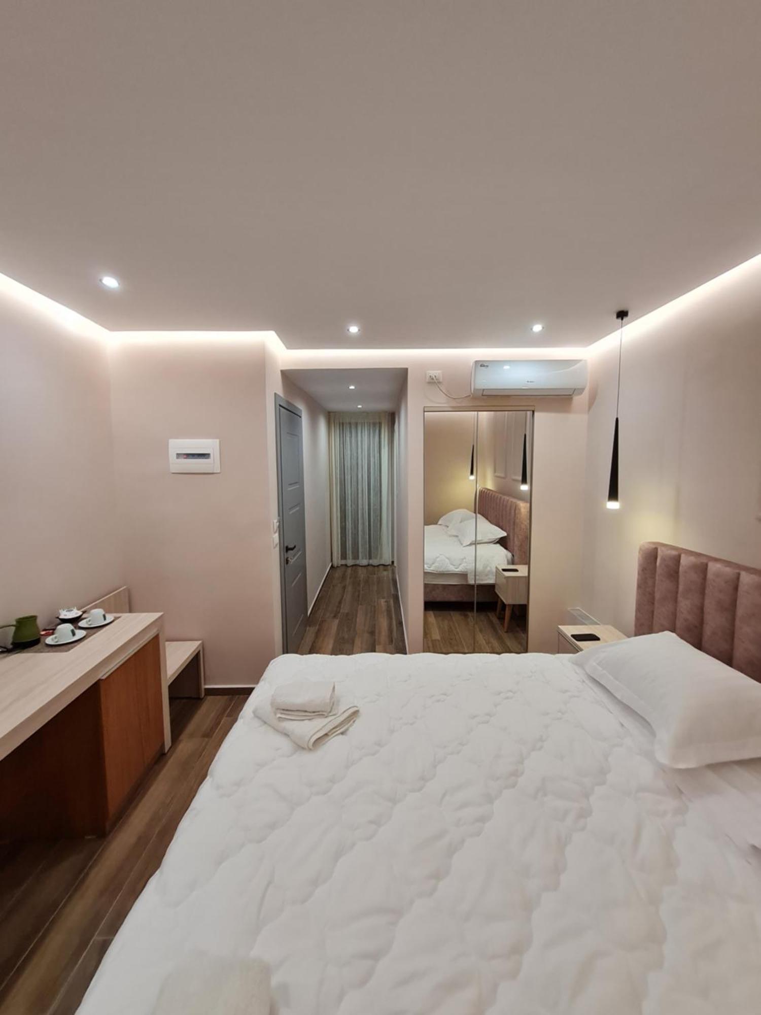 Himara 28 Hotel 객실 사진